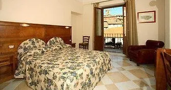 Al Mercato B&B Sienne