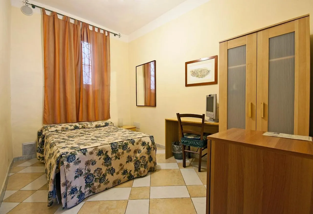 Al Mercato B&B Sienne 2*,  Italie